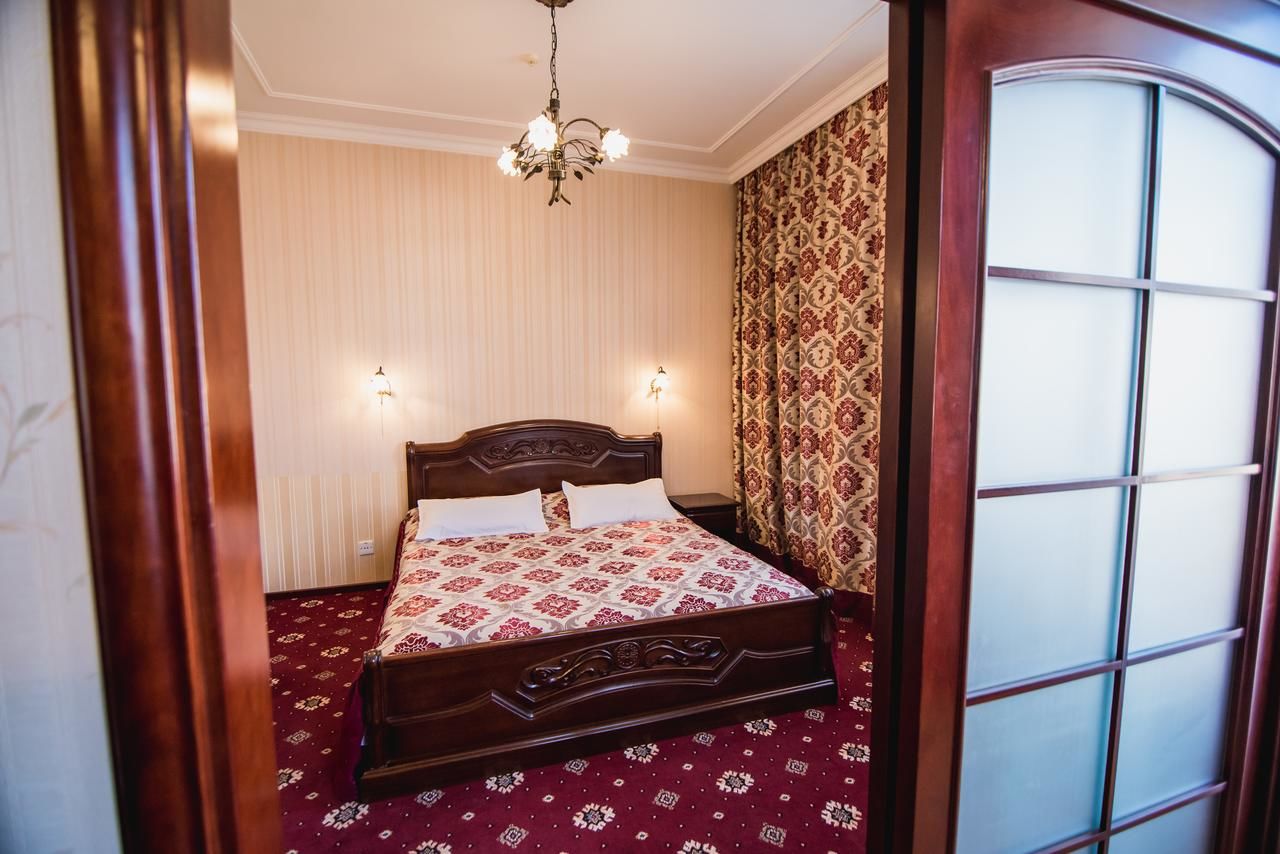 Отель Hotel Sofia Поляна-14