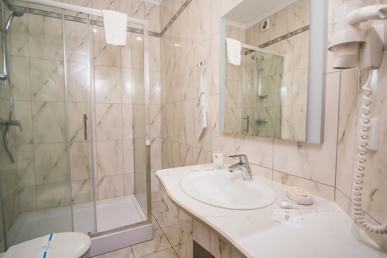 Отель Hotel Sofia Поляна