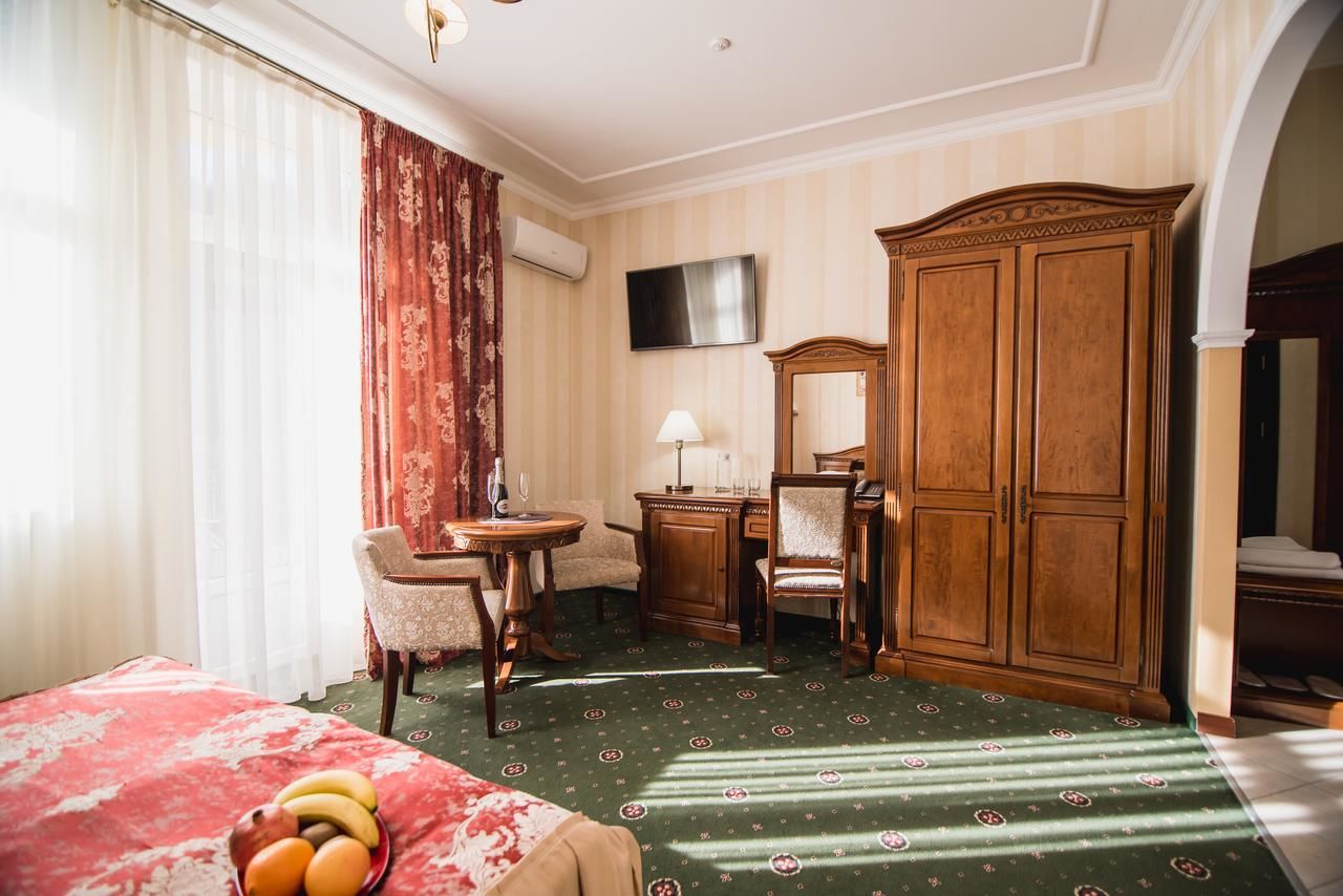 Отель Hotel Sofia Поляна
